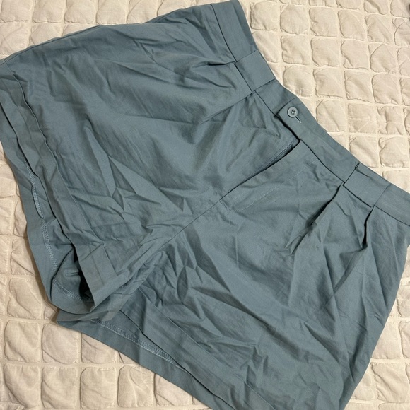 SHEIN SHORTS - Picture 1 of 3